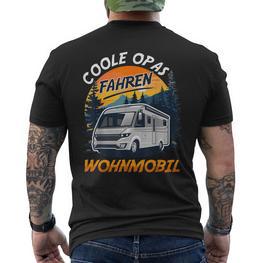 Camping Coole Opas Fahren Im Wohnmobil Lustiges Camping T-Shirt mit Rückendruck - Seseable