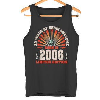 20歳の誕生日 20歳のギタリスト ギター愛好家 2006年生まれ タンクトップ - Kawaiitshirt