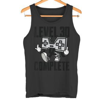 30歳の誕生日に贈るレベル30コンプリート衣装 30年目のゲーマー タンクトップ - Kawaiitshirt