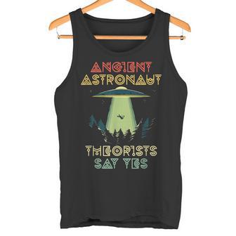 Ancient Astronaut Theoristsay Yes Alien Head Theorist タンクトップ - Kawaiitshirt