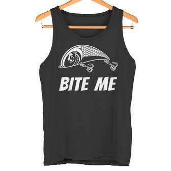 Bite Me フィッシングルアー グラフィックイメージ スカル フィッシュ スケルトン メンズ タンクトップ - Kawaiitshirt