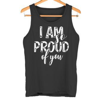 Estoy Tan Orgulloso De Ti Familia Orgullosa Amigos Y Fans Camiseta sin mangas - Regaloses