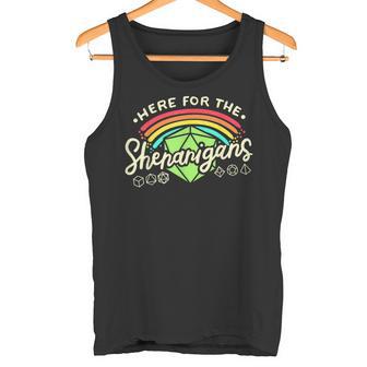 Here For Thehenanigans Dice Rpg Gamer Herren Damen Tank Top - Seseable