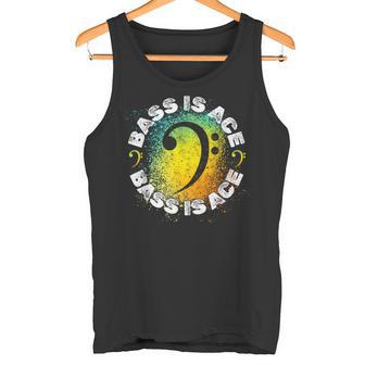 「ベースはエース」「Bass Is Ace」 ベーシストまたはベースギタリストのためのクールなヘ音記号 タンクトップ - Kawaiitshirt