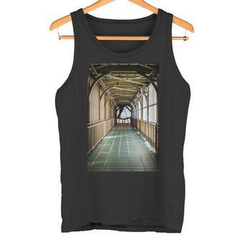 オルセー美術館からの聖心への道 タンクトップ - Kawaiitshirt