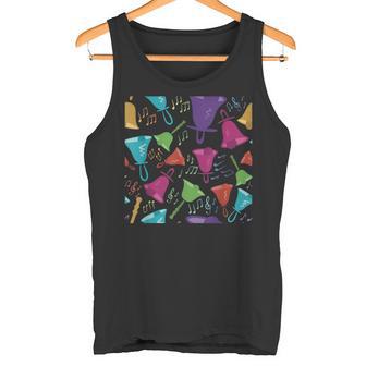 カラフルなハンドベルとメモ柄。 タンクトップ - Kawaiitshirt
