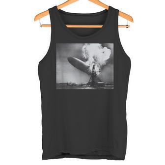 サム・シェアによるヒンデンブルク大惨事 タンクトップ - Kawaiitshirt