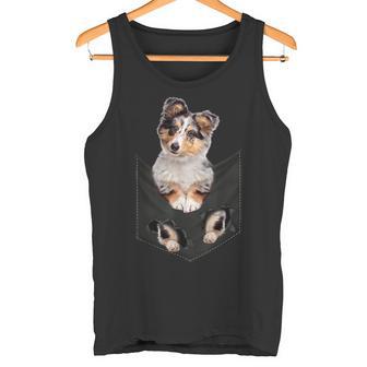 シェルティー犬愛好家のためのポケットに入った面白いシェットランドシープドッグ タンクトップ - Kawaiitshirt