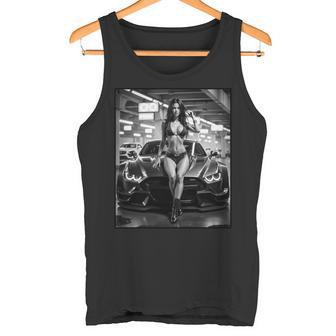 セクシーガールグラフィックtシャツ セクシーピンナップモデル&エキゾチックカーb&W 長袖tシャツ タンクトップ - Kawaiitshirt