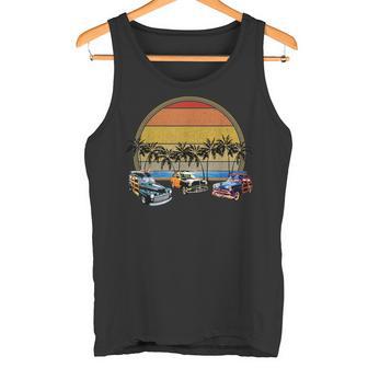 ビーチのレトロな車 ヴィンテージ グランジサンセット タンクトップ - Kawaiitshirt