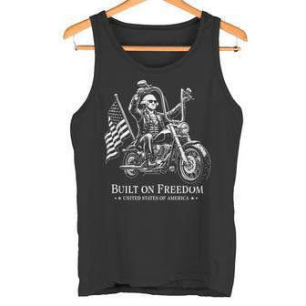 フリーダムモーターサイクルアートに基づいたジョージ・ワシントン大統領 タンクトップ - Kawaiitshirt