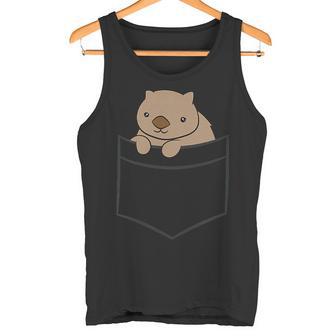 ポケットの赤ちゃんウォンバット かわいいオーストラリアのウォンバット タンクトップ - Kawaiitshirt