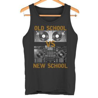 ミュージックdjs オールドスクールvs ニュースクールターンテーブル タンクトップ - Kawaiitshirt