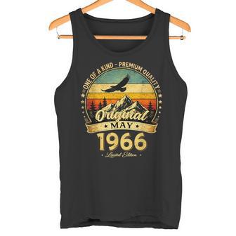 ヴィンテージカー 1966 年5月 60 歳の誕生日 1966 年のクラシックカー タンクトップ - Kawaiitshirt