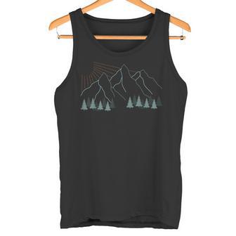 山の自然をモチーフにした登山用の山と森プリント タンクトップ - Kawaiitshirt