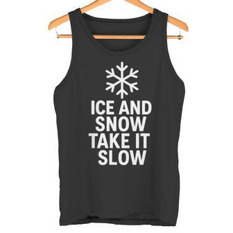 氷と雪で簡単。滑りやすい表面でも天候の安全性。 タンクトップ - Kawaiitshirt