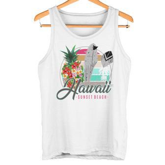 Sunset Beach Hawaii、サーフィンサーフボードレトロ、バックプリント 長袖tシャツ タンクトップ - Kawaiitshirt
