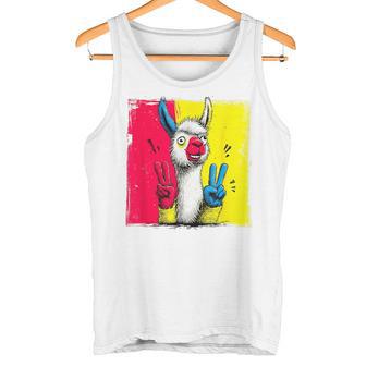 ラマ ダブルピース レトロ ポップ キャラクター グラフィック サイン ジェスチャー タンクトップ - Kawaiitshirt