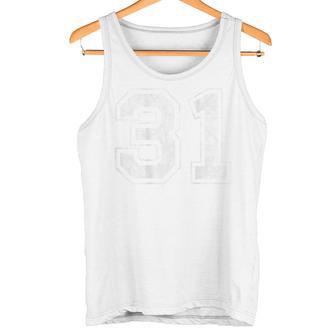 背面に31番。 タンクトップ - Kawaiitshirt
