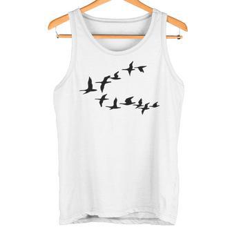 飛ぶ鳥の群れ 長袖tシャツ タンクトップ - Kawaiitshirt