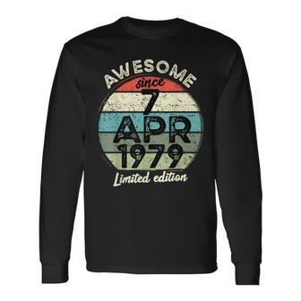 1979年4月7日 45歳の誕生日 45歳 2024年 誕生日 長袖Tシャツ - Kawaiitshirt