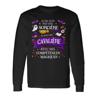 Pas Uneorcière Jeuis Une Cavalière Cadeau Cavaliere T-shirt à manches longues - Cadeauxyz