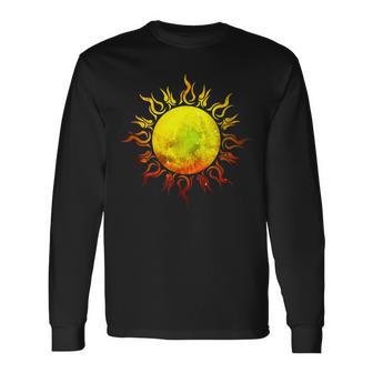 燃える太陽 トライバル タトゥー 宇宙 宇宙 長袖Tシャツ - Kawaiitshirt