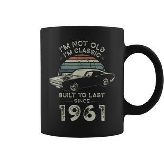 65歳の誕生日 1961年クラシックカー コーヒーマグ - Kawaiitshirt