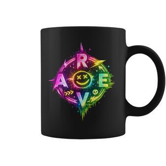 Atuendo Para Un Festival De Música Electrónica Techno Edm Taza de café - Regaloses