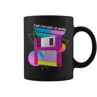 The Future Is Here フロッピーディスクディスクディスクレトロ80年代vaporwave コーヒーマグ - Kawaiitshirt