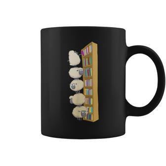 Livre De Contrôle De Moutons Mignons Dans La Bibliothèque Tasse - Cadeauxyz