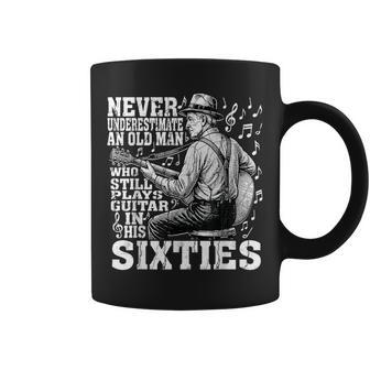 Ne Jamaisous-Estimer Unieil Homme Qui Joue De La Guitare Tasse - Cadeauxyz
