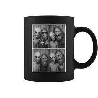 Photobooth Bigfoot & Alien Selfie Sasquatch Coffee Mug - Thegiftio UK