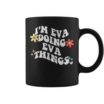 Retro Groovyoy Eva Haciendo Cosas Divertidas De Eva Para El Día De La Madre Taza de café - Regaloses