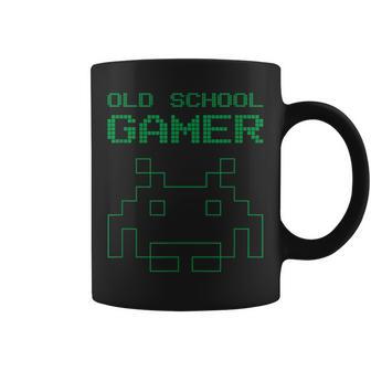 オールドビンテージスクールゲーマー-レトロスペースエイリアンインベーダー コーヒーマグ - Kawaiitshirt