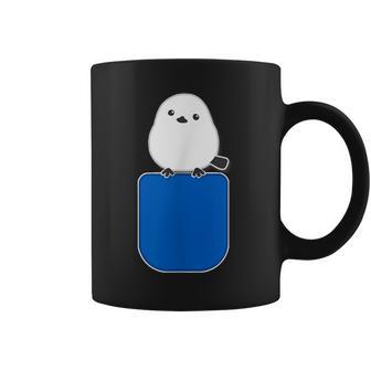 シマエナガ『おん ざ ぽけっと』ポケット 鳥【どうぶつフレンズ】ゆるくて かわいい 動物 キャラクター イラスト コーヒーマグ - Kawaiitshirt
