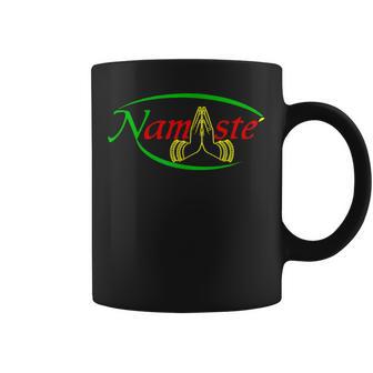ナマステとラスタカラーヨガ。 コーヒーマグ - Kawaiitshirt