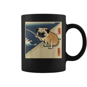 パグ 犬 面白いtシャツ イヌ 釣り メンズ おもしろ 面白い 服 おもしろグッズ 文字tシャツ ネタ 海釣り 川釣り コーヒーマグ - Kawaiitshirt