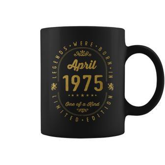 レジェンドは1975年四月生まれ 誕生日 コーヒーマグ - Kawaiitshirt