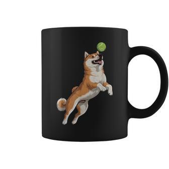遊び心のある柴犬フェッチ追いかけテニスボール コーヒーマグ - Kawaiitshirt