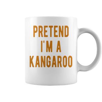 Disfraz De Canguro Con Texto En Inglés Pretend I Am A Kangaro Color Naranja Taza de café - Regaloses