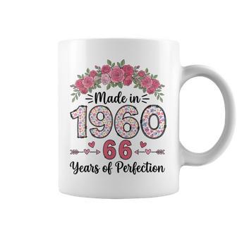 Hecho En 1960 Regalos Florales De 66 Cumpleaños Para Es De 66 Años Taza de café - Regaloses