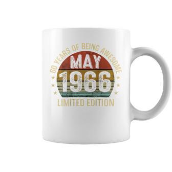 On Back 5月の誕生日 Est 1966年限定版 60Th コーヒーマグ - Kawaiitshirt