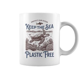 Vintage Nature Apparel Earth Day Sea Turtle For Women Coffee Mug - Thegiftio UK