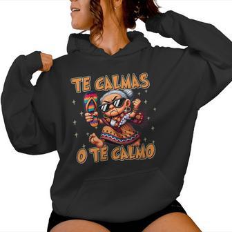 Amenaza Divertida De Abuelita Con Chancla Te Camas O Te Calmo Cuello Sudadera con capucha para mujer - Regaloses