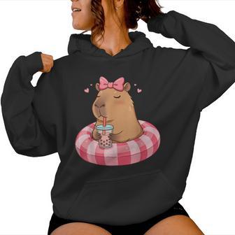 Capybara Auf Demchwimmbecken Trinkt Boba Bubble Tea Für Kinder Und Mädchen Kapuzenpullover für Damen - Seseable