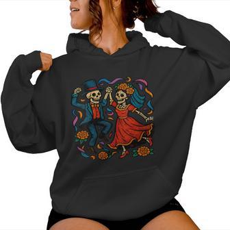 Pareja Esqueleto Bailando Celebración Día De Muertos Cuello Sudadera con capucha para mujer - Regaloses
