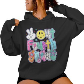 Peace Out Fourth Grade Happy Last Day Of School Retro Women Hoodie - Monsterry