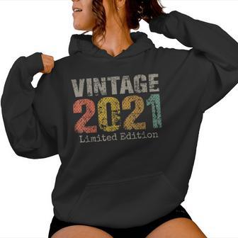Vintage 2021 Text 5Th Birthday Boy Girl 5 Year Old Women Hoodie - Thegiftio UK