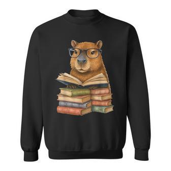 Cute Capybara Reading Books Animal Capybara Bookworms Sweatshirt - Thegiftio UK
